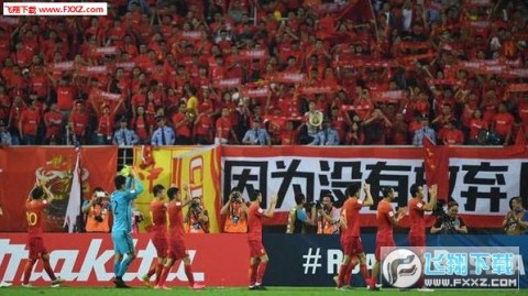 国足战伊朗预测比分：世界杯前迎战波斯铁骑，邵佳一新国足能终结十年不胜吗？